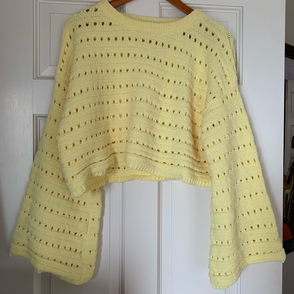 Cropped sweater